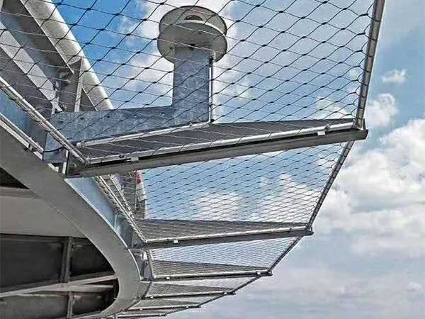 Fall protection netting