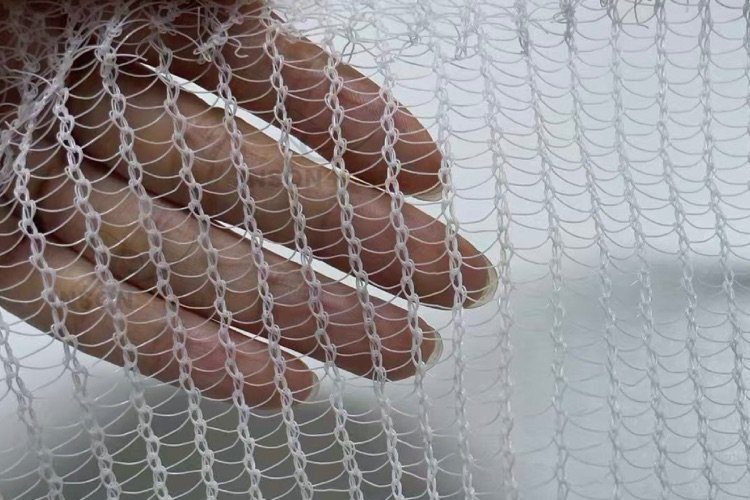 YST65 triangle Raschel knitted anti-hail net close-up